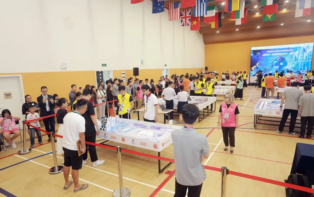 Toàn cảnh cuộc thi ROBOG 2024